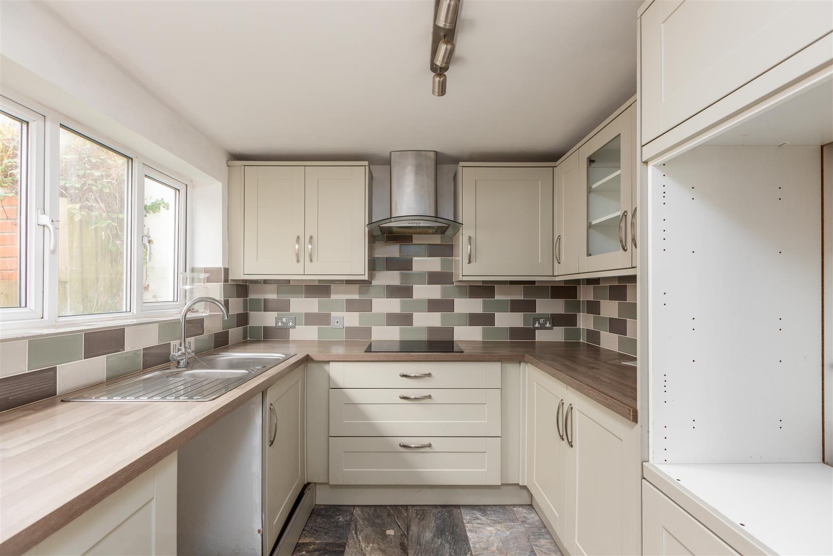 Myrtle Hill, Llanelli, SA15 4BH